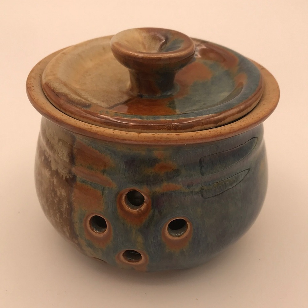 Studio Pottery Signed Lidded Garlic Keeper Crock / Tea Light Holder